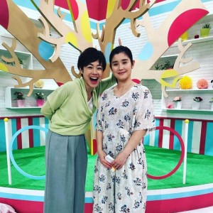 【エンタがビタミン♪】石田ひかり　『あさイチ』卒業前の有働由美子アナと2ショット「彼女の低い声が大好き」