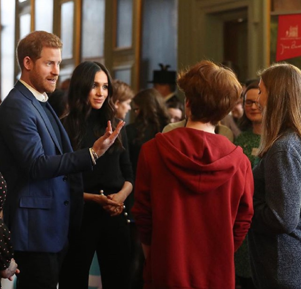 無事に挙式が進みますように…（画像は『The Royal Family　2018年2月14日付Instagram「Today Prince Harry and Ms. Meghan Markle visited Edinburgh for their first official joint visit to Scotland.」』のスクリーンショット）