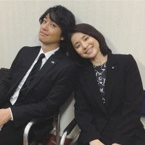 【エンタがビタミン♪】石田ゆり子　“みんなの親戚”斎藤工と2ショット　「なんてイケメンな親戚」羨む声も