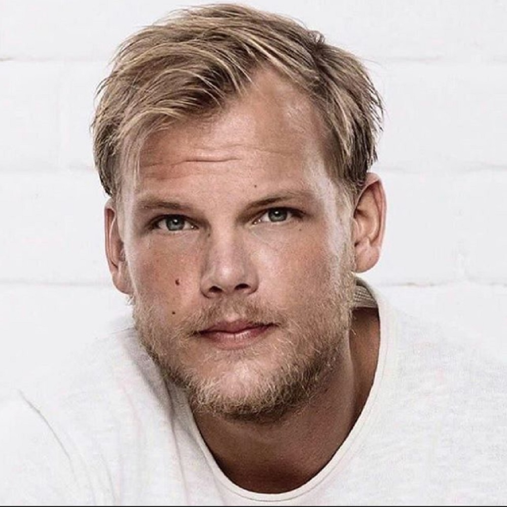 アヴィーチーの死に仲間達も衝撃（画像は『Avicii　2017年10月13日付Instagram』のスクリーンショット）