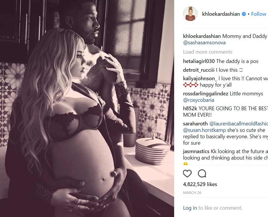 数週間前には愛溢れる2ショットも（画像は『Khloé　2018年3月26日付Instagram「Mommy and Daddy」』のスクリーンショット）