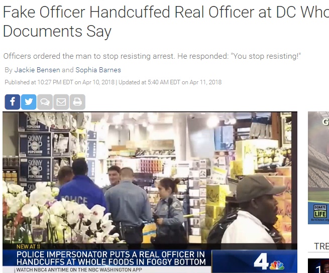 警察官、犯人が持参した手錠をはめられる（画像は『NBC Washington　2018年4月10日付「Fake Officer Handcuffed Real Officer at DC Whole Foods, Documents Say」』のスクリーンショット）