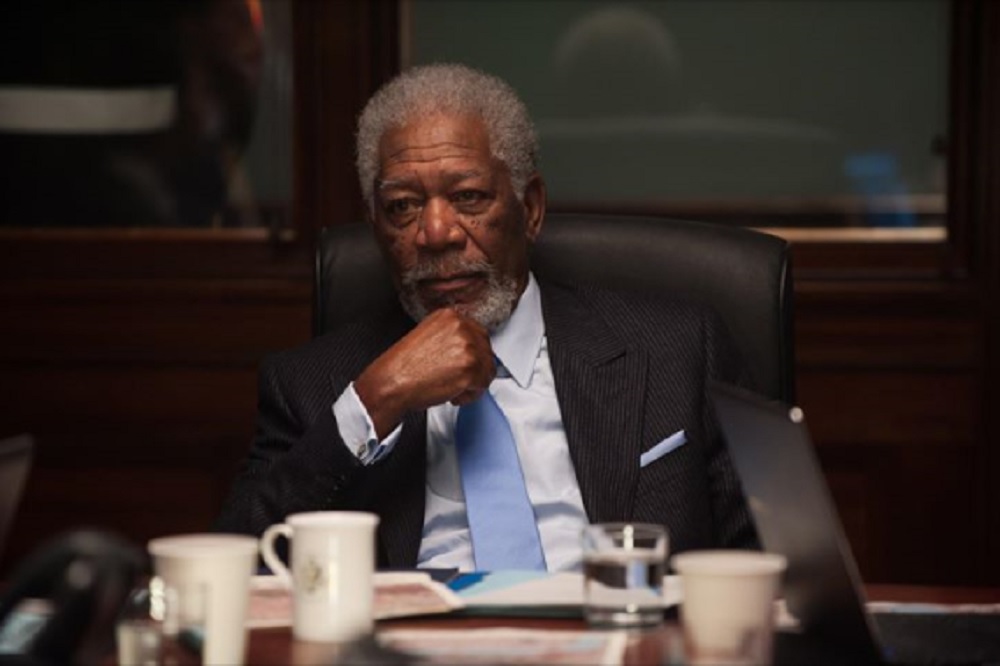 モーガンもセクハラ行為か（画像は『Morgan Freeman　2016年3月4日付Facebook「VP Trumbull is Back ＃LondonHasFallen」』のスクリーンショット）