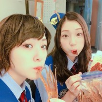 【エンタがビタミン♪】生駒里奈＆足立梨花　“乾き物”もぐもぐタイムに「まじでめっちゃイイ感じ!!」の声