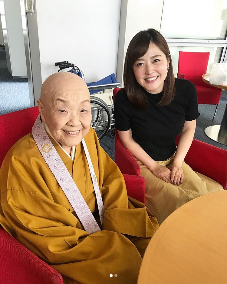 瀬戸内寂聴さんと水卜麻美アナ（画像は『Jakucho Setouchi　2018年6月14日付Instagram「昨日は朝早く起き、支度を慌ててして、日本テレビに駆け込みました。」』のスクリーンショット）