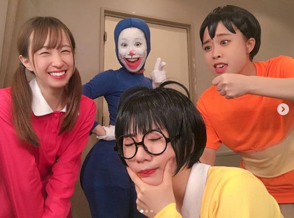 ドラえもんのコスプレに「夢に出てきそう（笑）」の声（画像は『マリリ 奥津　2018年10月30日付Instagram「全力 ＃ハロウィン ＃コスプレ ＃ドラえもん」』のスクリーンショット）