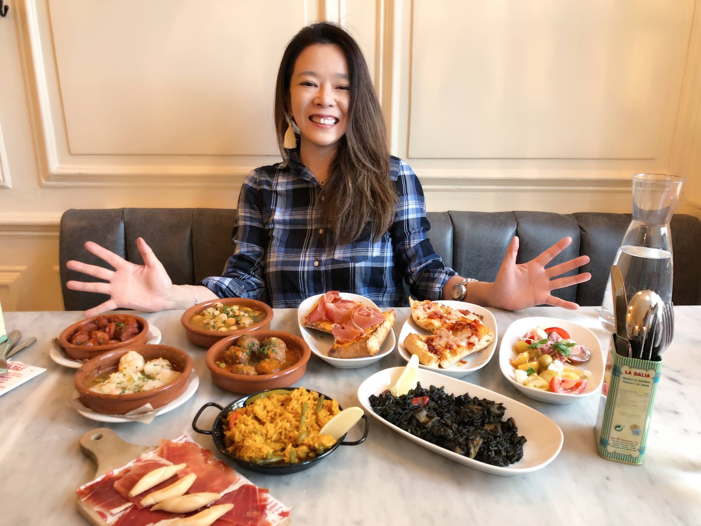 『Tapas Revolution Windsor』で実食したタパスの数々