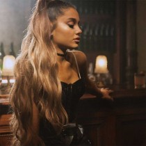 【イタすぎるセレブ達】アリアナ・グランデ、新曲『thank u, next』を元恋人達に披露していた