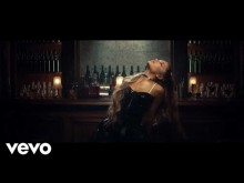 【イタすぎるセレブ達】アリアナ・グランデ、『breathin』のミュージックビデオ公開