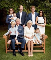 【イタすぎるセレブ達】チャールズ皇太子70歳に　英王室が素敵なファミリー写真を公開