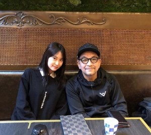 【エンタがビタミン♪】元AKB48永尾まりやと俳優・中野英雄がランチ　2ショットに「親子みたいですね」の声