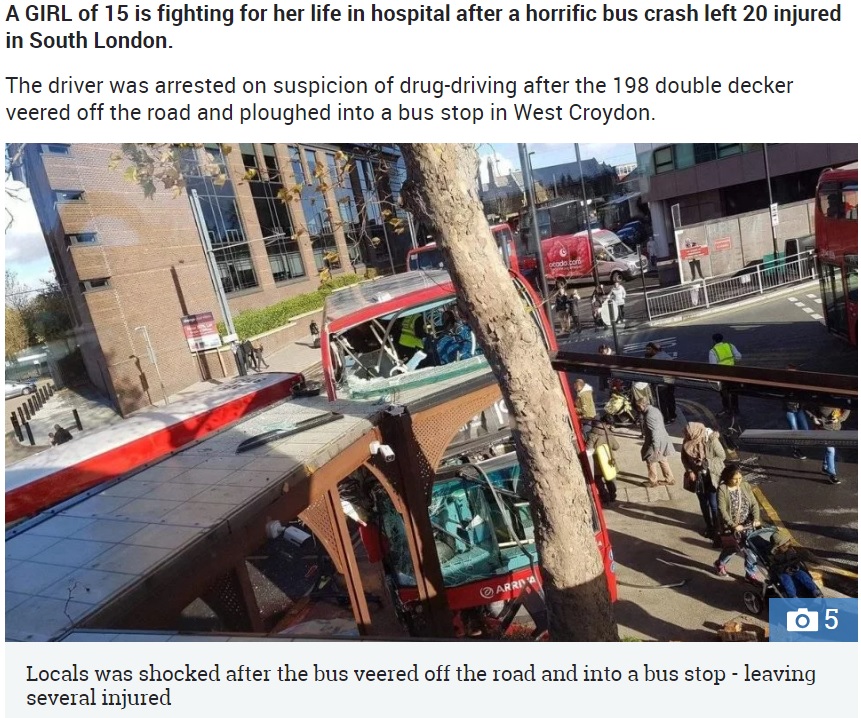 ロンドン南部で2階建てバスが衝突事故（画像は『The Sun　2018年11月12日付「BUS STOP HORROR Croydon bus crash - Girl, 15, critically hurt as 20 injured in ‘drug drive’ London bus smash」』のスクリーンショット）