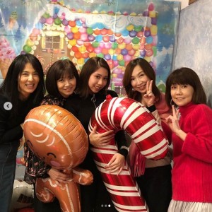 【エンタがビタミン♪】薬丸裕英の長女・玲美、井森美幸や森口博子らとの集合ショット公開「とても尊敬してる方々」