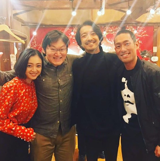 安達祐実、田中誠、金子ノブアキ、中村勘九郎（画像は『安達祐実　2019年1月4日付Instagram「＃愛すべき同級生」』のスクリーンショット）