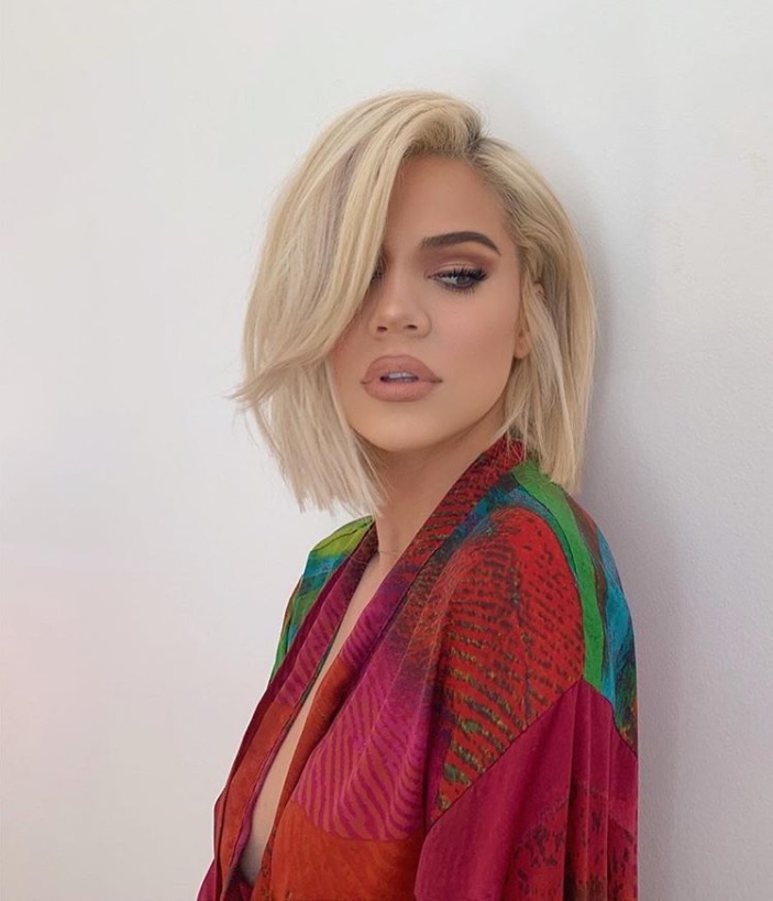 バッサリ髪をカットしたクロエ（画像は『Khloé　2019年2月13日付Instagram「Im addicted to my short hair!」』のスクリーンショット）