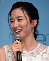 【エンタがビタミン♪】永野芽郁をあしらった『UQ』のバレンタインケーキ、本人も「すごい！」