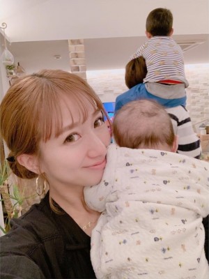 【エンタがビタミン♪】辻希美、長女が激似で「幼い日の辻ちゃんにそっくり!!」の声続出