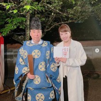 【エンタがビタミン♪】「令和」ゆかりの坂本八幡宮で　テレビ西日本・新垣泉子アナが“御朱印”を紹介