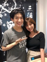 【エンタがビタミン♪】宇賀なつみアナ、三浦春馬との密着2ショットに心配の声　「旦那さん、妬きません？」