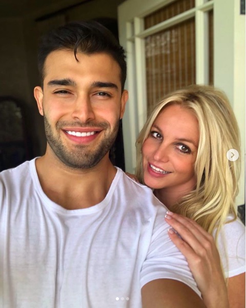 サムさんとの交際も順調なブリトニー（画像は『Britney Spears　2019年5月17日付Instagram「I love this man ＠samasghari」』のスクリーンショット）