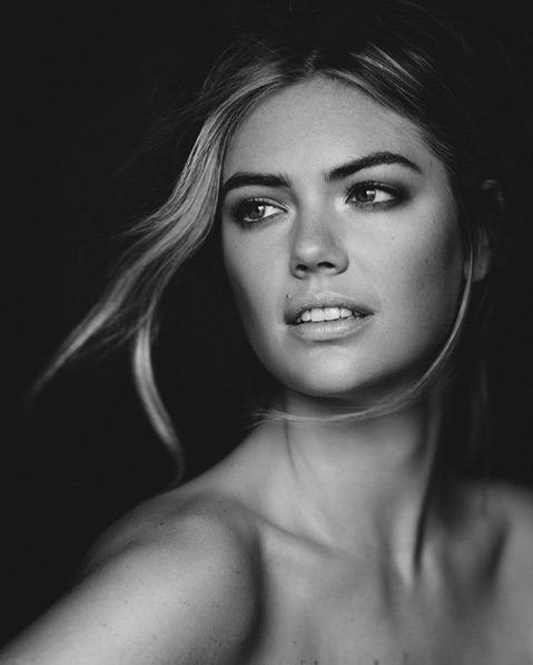 “＃ShareStrong”を始めたケイト・アプトン（画像は『Kate Upton　2019年8月2日付Instagram「New month, new beginnings...」』のスクリーンショット）