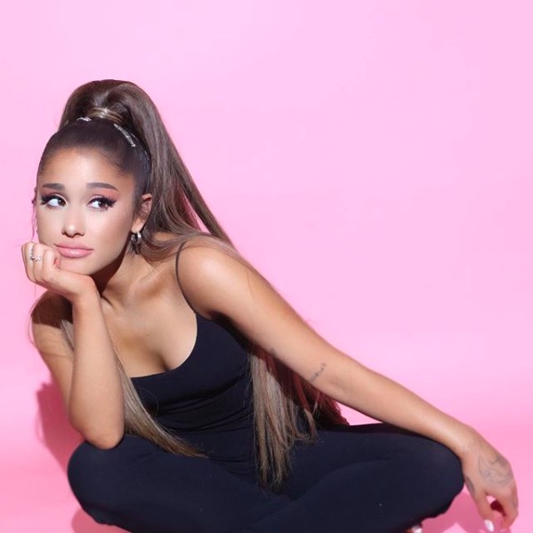 「ベストな自分でいられる自信がない」と明かしたアリアナ（画像は『Ariana Grande　2019年8月25日付Instagram』のスクリーンショット）