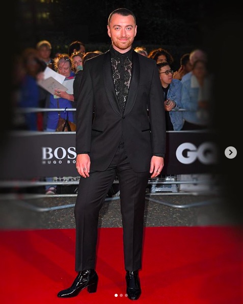 自身のジェンダーに悩んできたサム・スミス（画像は『Sam Smith　2019年9月4日付Instagram「Gorgeous night at ＠britishgq man of the year awards last night.」』のスクリーンショット）