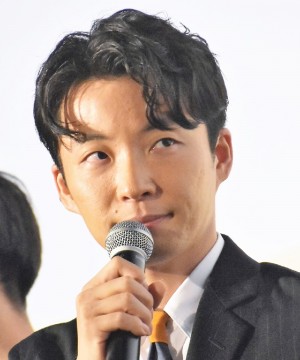 【エンタがビタミン♪】星野源『さんまのまんま』で明石家さんまと初共演　まんまちゃんと熱烈ハグも