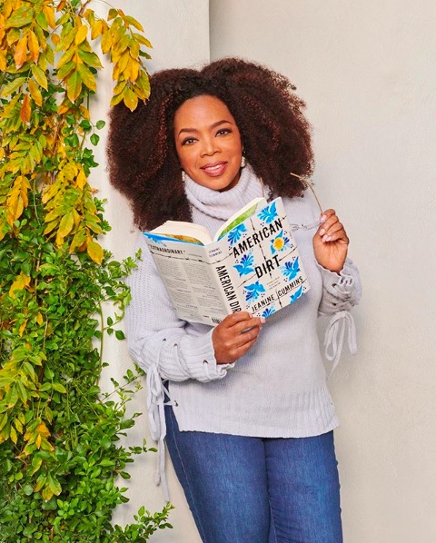 ヘンリー王子・メーガン妃の決断を称えたオプラ・ウィンフリー（画像は『Oprah　2020年1月21日付Instagram「Hello, fellow book lovers!」』のスクリーンショット）