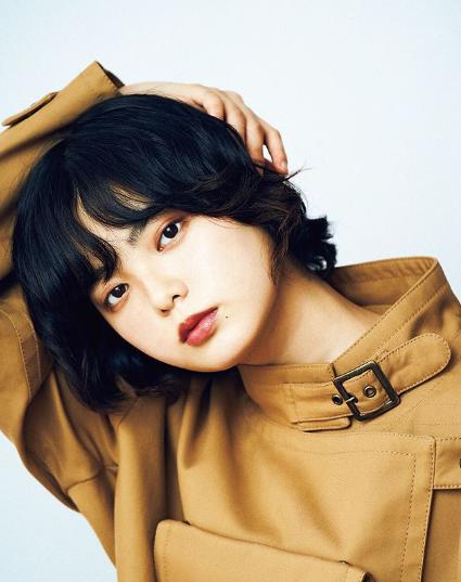 『NYLON JAPAN』10月号に登場した欅坂46平手友梨奈（画像は『NYLON JAPAN　2019年8月28日付Instagram「《NYLON JAPAN 10月号本日発売！》 本日発売のNYLON JAPAN 10月号は、アイドルグループ ＃欅坂46 の不動のセンター ＃平手友梨奈」』のスクリーンショット）