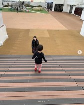 【エンタがビタミン♪】ピエール中野が公開　妻・大森靖子＆息子のほのぼのショットにファン「癒される」「尊い」