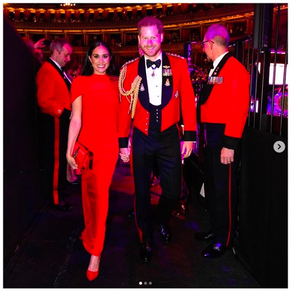 “自分ファースト”な夫妻に王室評論家が苦言（画像は『The Duke and Duchess of Sussex　2020年3月7日付Instagram「More from tonight as The Duke and Duchess of Sussex joined veterans, serving members, world-class musicians, composers and conductors of the Massed Bands of Her Majesty’s Royal Marines for the annual Mountbatten Festival of Music — an event to help raise funds on behalf of the ＠RoyalMarines Charity.」』のスクリーンショット）