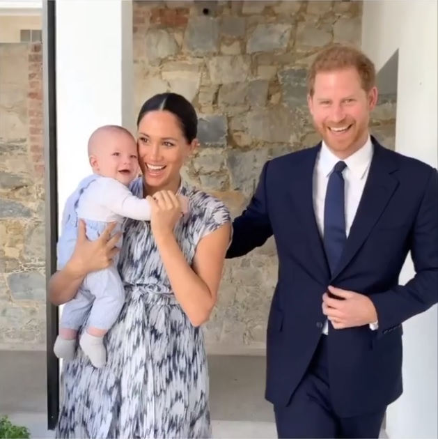 アーチーくん、またもやカナダに残留か？（画像は『The Duke and Duchess of Sussex　2019年12月31日付Instagram「Looking back at 2019...」』のスクリーンショット）