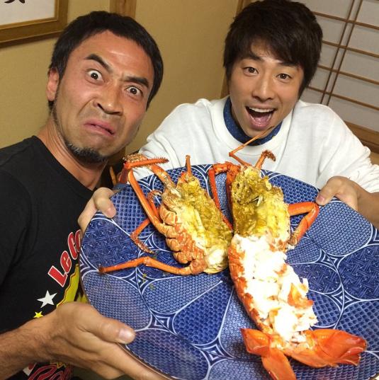 ワッキーと田村淳（画像は『ワッキー　2014年10月25日付Instagram「巨大伊勢エビ!!」』のスクリーンショット）