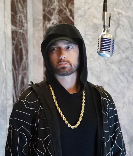 エミネム、あることをマライア・キャリーにバラされるかも…と不安か（画像は『Marshall Mathers　2018年10月16日付Instagram「KING KONG AINT GOT ＄＃＊! ON ME!」』のスクリーンショット）