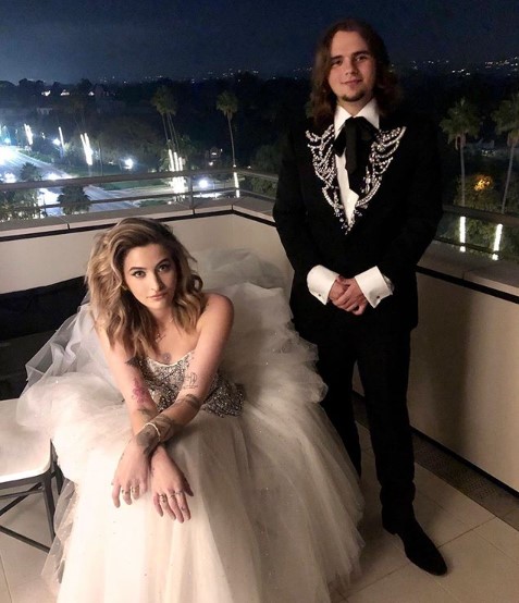 パリスの良き理解者である兄プリンス・ジャクソン（右）（画像は『Prince Jackson　2019年11月15日付Instagram「I don’t always dress up...but when I do it’s with my gorgeous sister ＠parisjackson.」』のスクリーンショット）