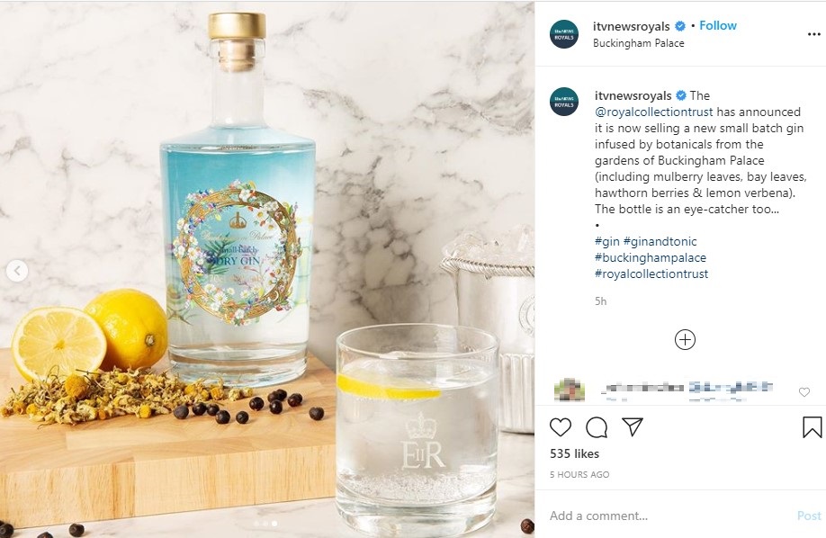 販売された「Buckingham Palace Gin（バッキンガム宮殿のジン）」（画像は『ITV News Royals　2020年7月14日付Instagram「The ＠royalcollectiontrust has announced it is now selling a new small batch gin infused by botanicals from the gardens of Buckingham Palace （including mulberry leaves, bay leaves, hawthorn berries ＆ lemon verbena）.」』のスクリーンショット）