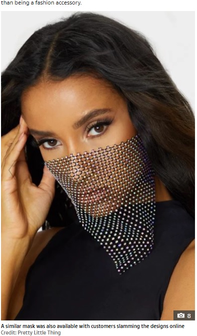 口と鼻がはっきり分かるほど透けているマスク（画像は『The Sun　2020年7月15日付「FACE FACTS PrettyLittleThing slammed for selling useless face masks bedazzled in diamante and made from fishnet for ￡10」（Credit: Pretty Little Thing）』のスクリーンショット）