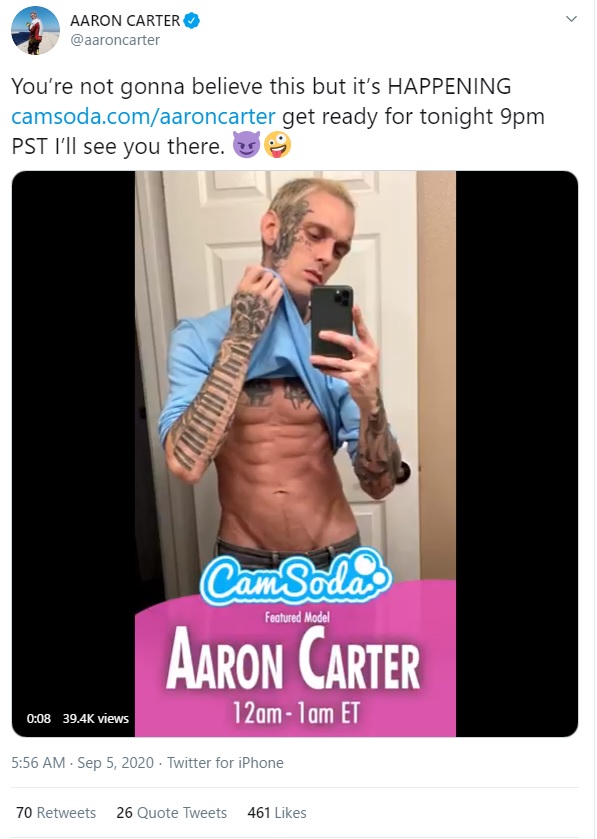 アーロン・カーターのシックスパックにフォトショップ疑惑が（画像は『AARON CARTER　2020年9月4日付Twitter「You’re not gonna believe this but it’s HAPPENING」』のスクリーンショット）