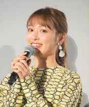 【エンタがビタミン♪】内田理央「ピアス開けちゃおうかな」20代ラストの「反抗期」に「白い糸の都市伝説思い出した」の声