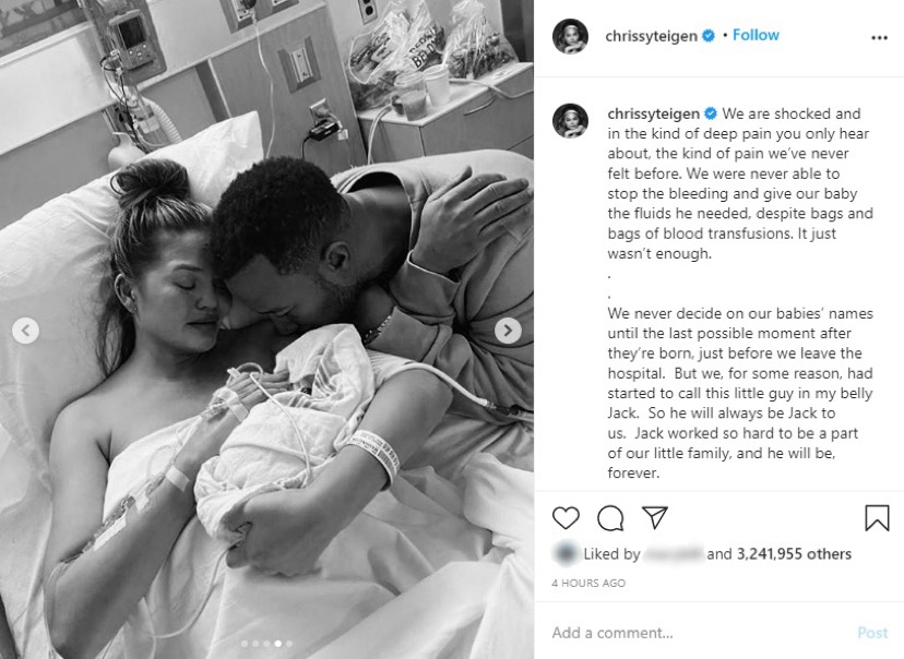 お腹の子の死産を報告したクリッシー・テイゲン（画像は『chrissy teigen　2020年9月30日付Instagram「We are shocked and in the kind of deep pain you only hear about, the kind of pain we’ve never felt before.」』のスクリーンショット）