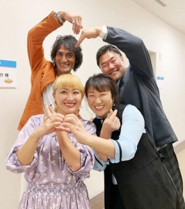 「健介さんと我が旦那さま健治さん。2人とも、健ちゃんです」と丸山桂里奈（画像は『丸山桂里奈　2020年10月16日付Instagram「だいすきな2人です。」』のスクリーンショット）