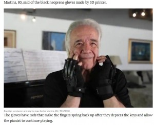 【海外発！Breaking News】強盗と病に襲われ演奏できなくなったピアニスト　特製手袋で20年以上ぶりにピアノ弾き涙（ブラジル）＜動画あり＞