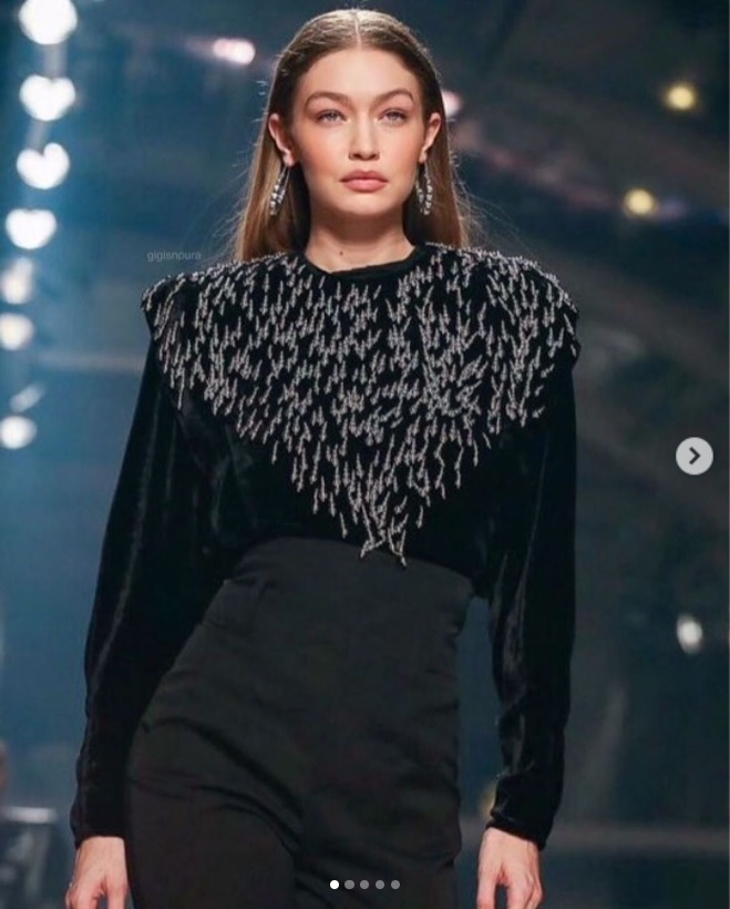 愛娘の部屋を公開したジジ・ハディッド（画像は『Gigi Hadid　2020年2月28日付Instagram「Love Forever ＠isabelmarant thank you for being you !」』のスクリーンショット）