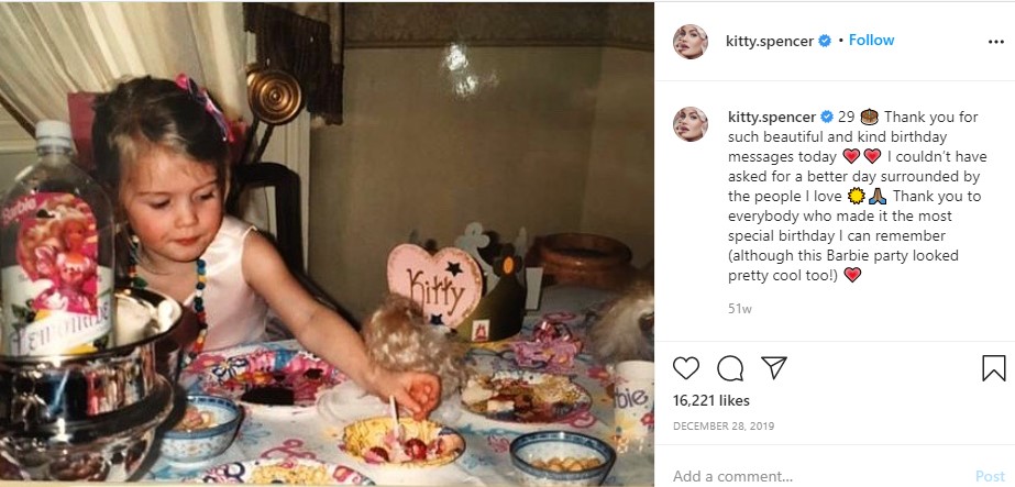 29歳の誕生日に投稿した幼少時のキティ（画像は『Kitty Spencer　2019年12月28日付Instagram「29 Thank you for such beautiful and kind birthday messages today」』のスクリーンショット）