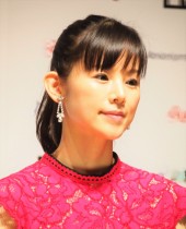 【エンタがビタミン♪】小西真奈美、新調したメガネでイメチェン「あっという間に理系女子」の声