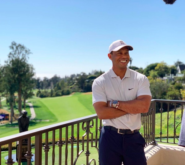 約3週間の入院生活を終え、無事退院したタイガー・ウッズ（画像は『Tiger Woods　2021年2月20日付Instagram「Tournament Host duties ＠thegenesisinv.」』のスクリーンショット）