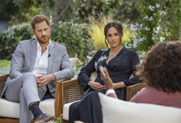 「父は私を裏切った」とメーガン妃（画像は『CBS　2021年3月7日付Instagram「CBS Presents Oprah with Meghan and Harry: A Primetime Special starts NOW on CBS.」』のスクリーンショット）