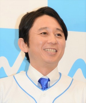 【エンタがビタミン♪】有吉弘行“ひな壇目線”で照れるレアショット　フワちゃんの投稿に視聴者「最高！いじってくれてありがとう」