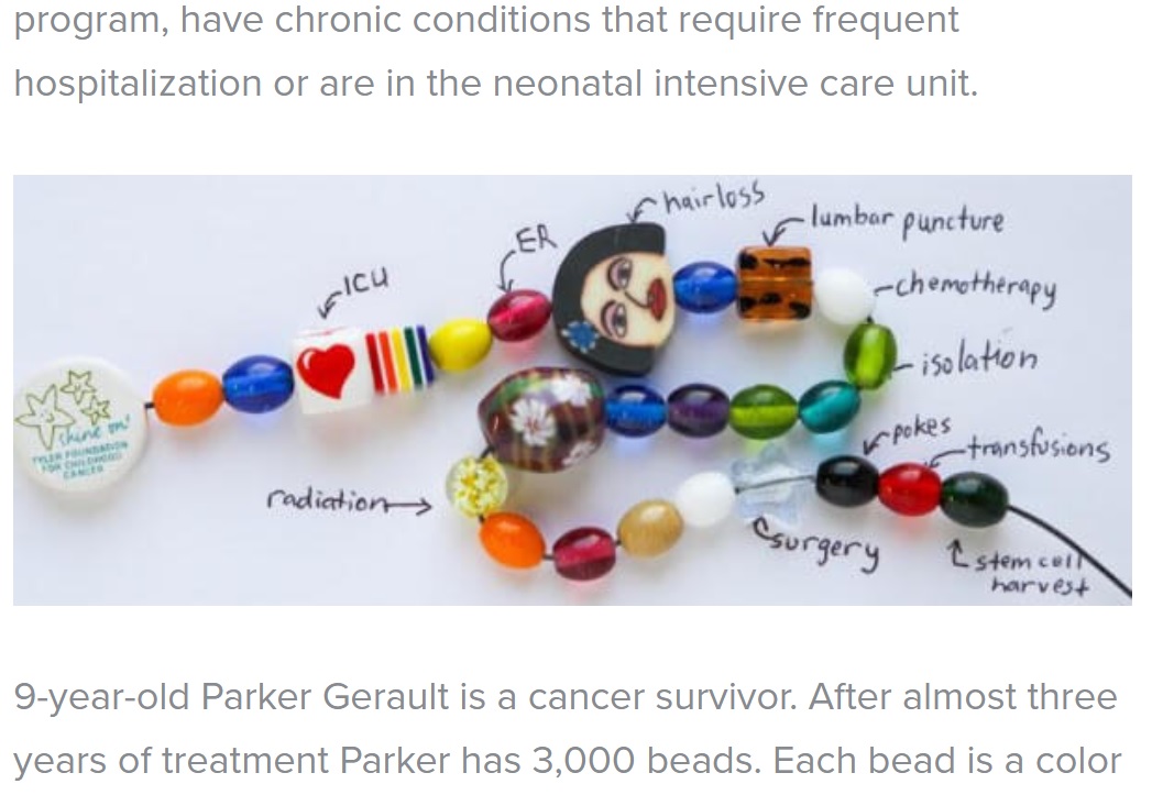 ビーズ・オブ・カレッジで作られたネックレス（画像は『Dell Children’s Medical Center of Central Texas　2020年10月9日付「Dell Children’s Beads of Courage」』のスクリーンショット）